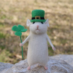 Needle Felting Kit - Lucky Irish Mouse
